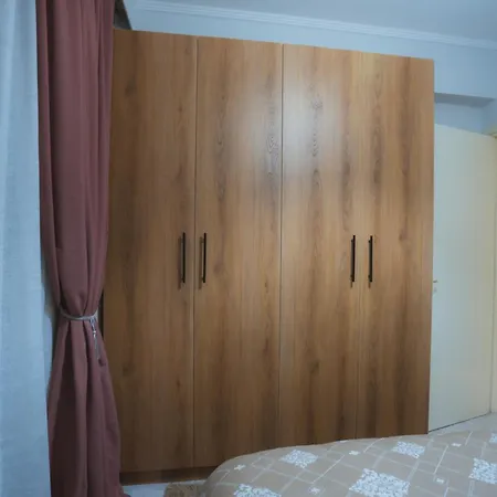 Appartement Heleni's Aridaía